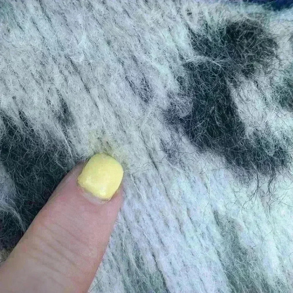 Vintage Pelham sweater. 100% Virgin Acrylic. Blue black cream gray - Picture 6 of 8